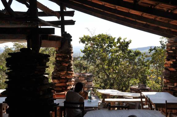 Bucólico restaurante na Cachoeira do Rosário, próxima à Pirenópolis - GO